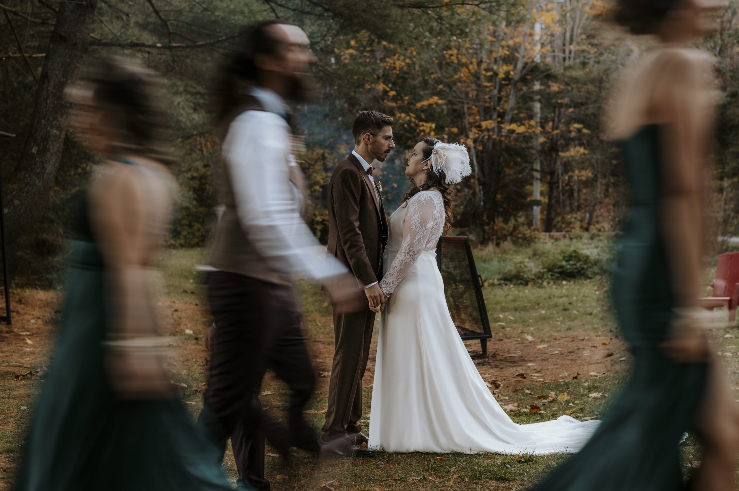 mariage d'automne dans les Laurentides photographes de mariage les deux myriam